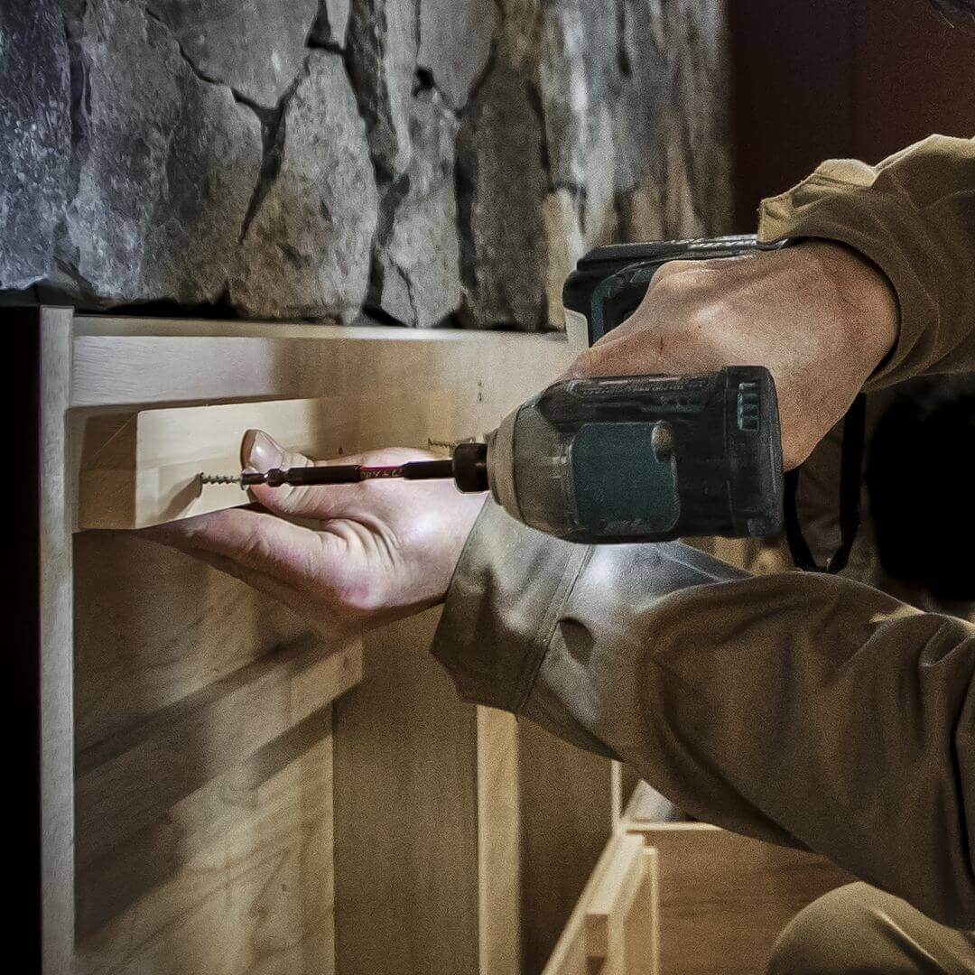 納品・設置工程